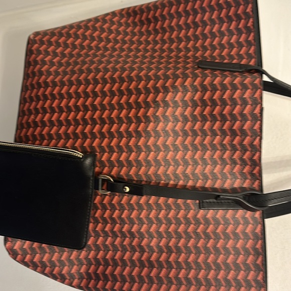 Cute Brown and orange zigzag design tote . Man-made material. 12”by 12” - Picture 5 of 6